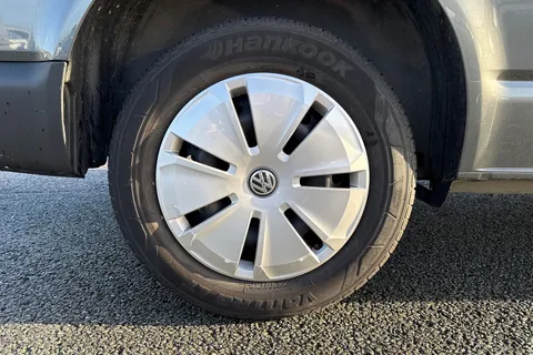 DE74VLF Volkswagen Transporter 2.0 TDI 110 Startline Van Thumbnail #11
