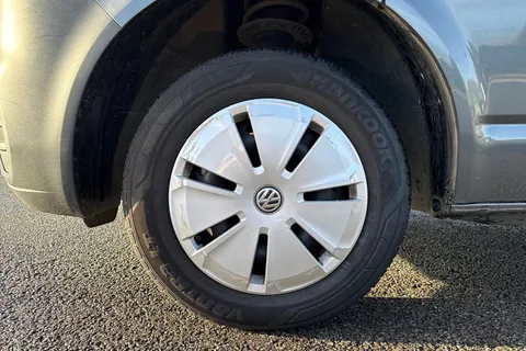 DE74VLF Volkswagen Transporter 2.0 TDI 110 Startline Van Thumbnail #13