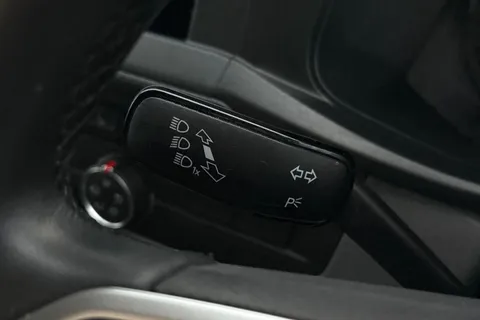 DF74GMV Volkswagen Transporter 2.0 TDI 110 Highline Van Thumbnail #37