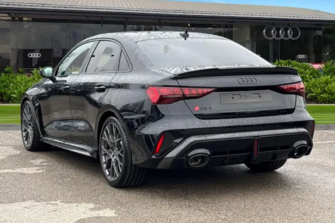  Audi RS 3 2.5 TFSI Carbon Vorsprung S Tronic quattro Euro 6 (s/s) 4dr Thumbnail #3