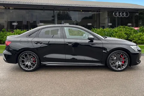  Audi RS 3 2.5 TFSI Carbon Vorsprung S Tronic quattro Euro 6 (s/s) 4dr Thumbnail #4