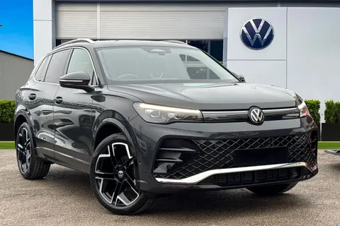  Volkswagen Tiguan 1.5 eTSI MHEV R-Line DSG Euro 6 (s/s) 5dr Thumbnail #1