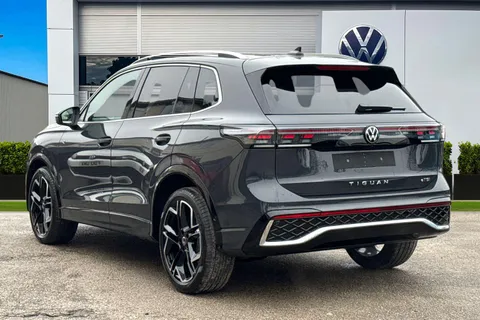  Volkswagen Tiguan 1.5 eTSI MHEV R-Line DSG Euro 6 (s/s) 5dr Thumbnail #2