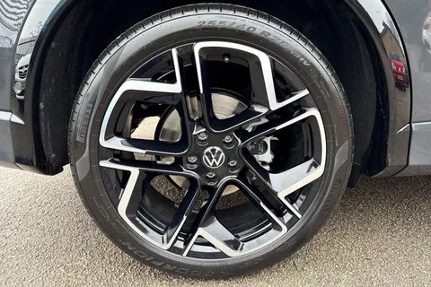  Volkswagen Tiguan 1.5 eTSI MHEV R-Line DSG Euro 6 (s/s) 5dr Thumbnail #12