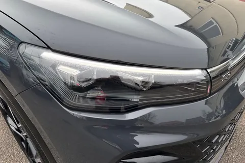  Volkswagen Tiguan 1.5 eTSI MHEV R-Line DSG Euro 6 (s/s) 5dr Thumbnail #25