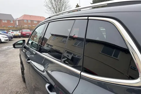  Volkswagen Tiguan 1.5 eTSI MHEV R-Line DSG Euro 6 (s/s) 5dr Thumbnail #32