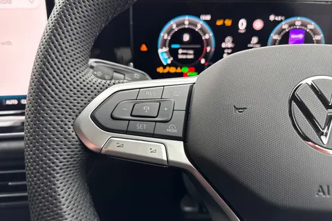  Volkswagen Tiguan 1.5 eTSI MHEV R-Line DSG Euro 6 (s/s) 5dr Thumbnail #43