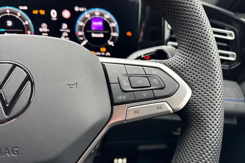  Volkswagen Tiguan 1.5 eTSI MHEV R-Line DSG Euro 6 (s/s) 5dr Thumbnail #44