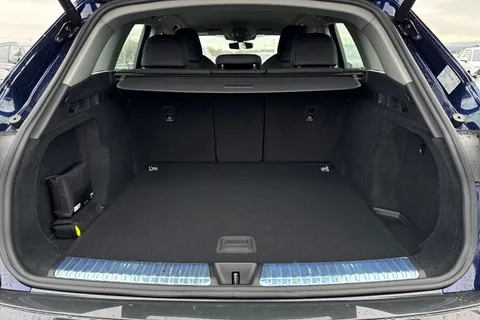  Audi Q5 2.0 TDI 40 Sport S Tronic quattro Euro 6 (s/s) 5dr Thumbnail #10