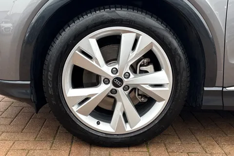 12 of 66 for Audi Q4 e-tron Q4 S line 40 e-tron 150,00 kW