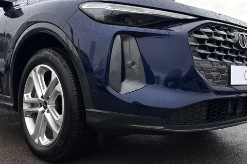  Audi Q5 2.0 TDI 40 Sport S Tronic quattro Euro 6 (s/s) 5dr Thumbnail #17