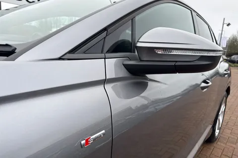 31 of 66 for Audi Q4 e-tron Q4 S line 40 e-tron 150,00 kW