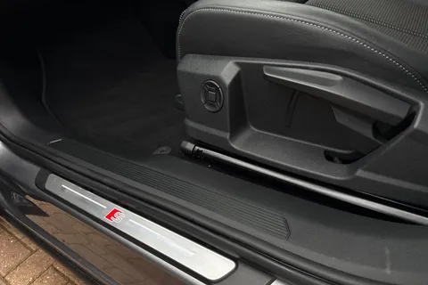 34 of 66 for Audi Q4 e-tron Q4 S line 40 e-tron 150,00 kW