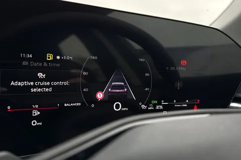  Audi Q5 2.0 TDI 40 Sport S Tronic quattro Euro 6 (s/s) 5dr Thumbnail #39