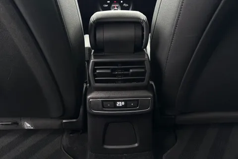 38 of 66 for Audi Q4 e-tron Q4 S line 40 e-tron 150,00 kW