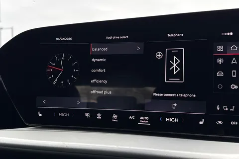  Audi Q5 2.0 TDI 40 Sport S Tronic quattro Euro 6 (s/s) 5dr Thumbnail #46