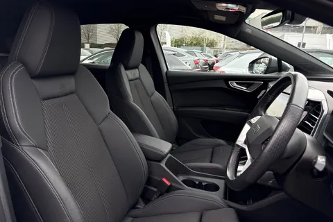 45 of 66 for Audi Q4 e-tron Q4 S line 40 e-tron 150,00 kW