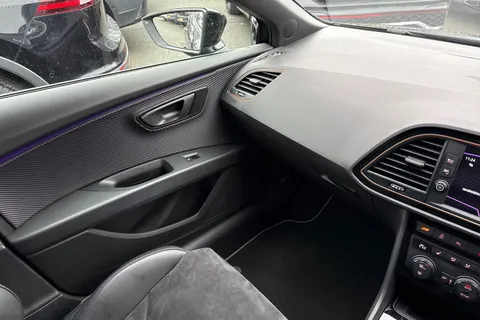 FP69TZW SEAT Leon 2.0 TSI Cupra R ST ST DSG 4Drive Euro 6 (s/s) 5dr Thumbnail #20
