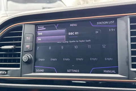 FP69TZW SEAT Leon 2.0 TSI Cupra R ST ST DSG 4Drive Euro 6 (s/s) 5dr Thumbnail #27