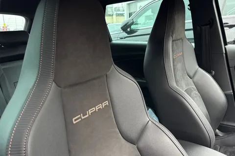 FP69TZW SEAT Leon 2.0 TSI Cupra R ST ST DSG 4Drive Euro 6 (s/s) 5dr Thumbnail #38