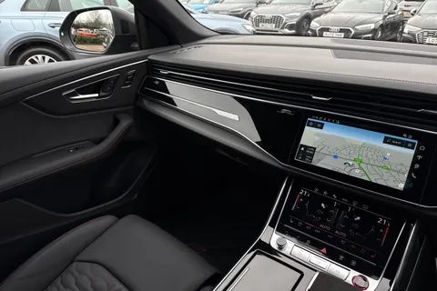 Audi RS Q8 4.0 TFSI V8 Performance Carbon Vorsprung Tiptronic quattro Euro 6 (s/s) 5dr Thumbnail #15
