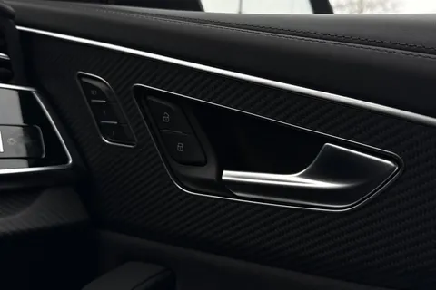 Audi RS Q8 4.0 TFSI V8 Performance Carbon Vorsprung Tiptronic quattro Euro 6 (s/s) 5dr Thumbnail #18