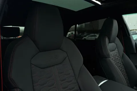Audi RS Q8 4.0 TFSI V8 Performance Carbon Vorsprung Tiptronic quattro Euro 6 (s/s) 5dr Thumbnail #21