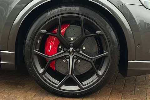 Audi RS Q8 4.0 TFSI V8 Performance Carbon Vorsprung Tiptronic quattro Euro 6 (s/s) 5dr Thumbnail #22