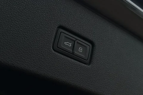 Audi RS Q8 4.0 TFSI V8 Performance Carbon Vorsprung Tiptronic quattro Euro 6 (s/s) 5dr Thumbnail #27