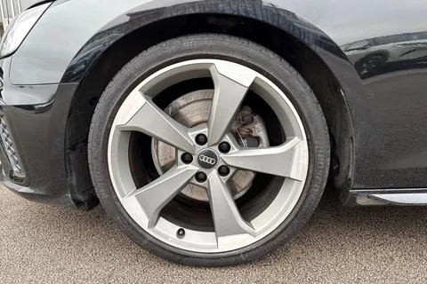 ND70NBN Audi A4 Avant 2.0 TFSI 35 Black Edition Euro 6 (s/s) 5dr Thumbnail #13