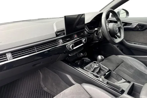 ND70NBN Audi A4 Avant 2.0 TFSI 35 Black Edition Euro 6 (s/s) 5dr Thumbnail #16