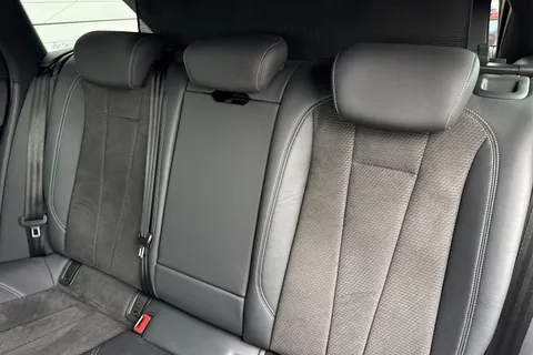 ND70NBN Audi A4 Avant 2.0 TFSI 35 Black Edition Euro 6 (s/s) 5dr Thumbnail #20