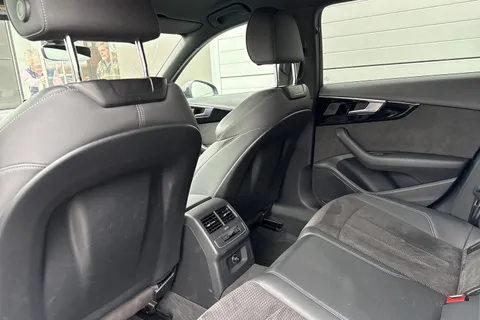 ND70NBN Audi A4 Avant 2.0 TFSI 35 Black Edition Euro 6 (s/s) 5dr Thumbnail #36