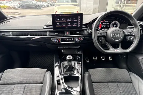 ND70NBN Audi A4 Avant 2.0 TFSI 35 Black Edition Euro 6 (s/s) 5dr Thumbnail #38