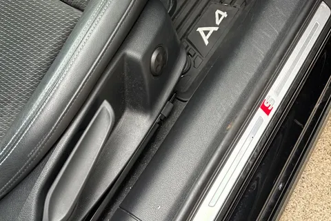 ND70NBN Audi A4 Avant 2.0 TFSI 35 Black Edition Euro 6 (s/s) 5dr Thumbnail #41