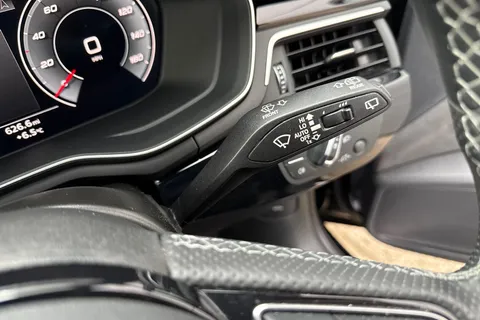 ND70NBN Audi A4 Avant 2.0 TFSI 35 Black Edition Euro 6 (s/s) 5dr Thumbnail #60