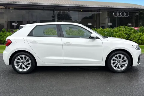 PN23MRU Audi A1 Sport 25 TFSI  95 PS 5-speed Thumbnail #3