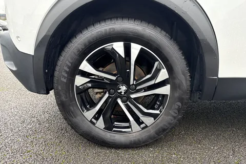 AJ72HKA PEUGEOT e-2008 50kWh GT Auto 5dr (7kW Charger) Thumbnail #11