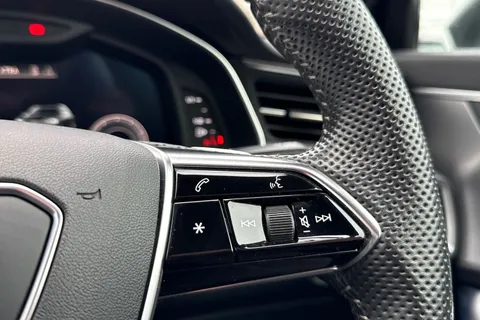 NY19VRU Audi A6 Avant 2.0 TDI 40 S line S Tronic Euro 6 (s/s) 5dr Thumbnail #26