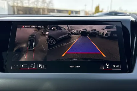  Audi e-tron GT 105kWh Auto quattro 4dr Thumbnail #39