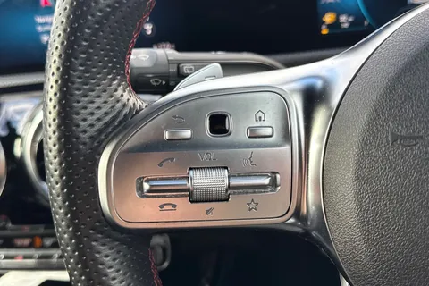 KS20VST Mercedes-Benz A Class 1.5 A180d AMG Line (Executive) 7G-DCT Euro 6 (s/s) 5dr Thumbnail #31