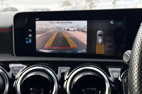 KS20VST Mercedes-Benz A Class 1.5 A180d AMG Line (Executive) 7G-DCT Euro 6 (s/s) 5dr Thumbnail #39