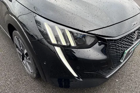 RO71KXU PEUGEOT e-208 50kWh GT Auto 5dr Thumbnail #9