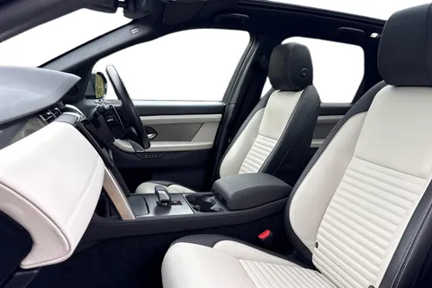 KR74OBY Land Rover Discovery Sport 2.0 D200 Dynamic HSE 5dr Thumbnail #4