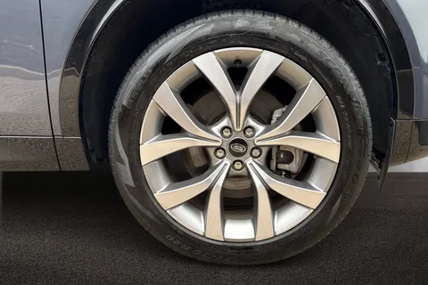 KR74OBY Land Rover Discovery Sport 2.0 D200 Dynamic HSE 5dr Thumbnail #10