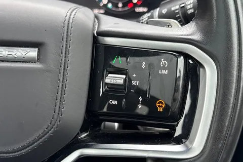 KR74OBY Land Rover Discovery Sport 2.0 D200 Dynamic HSE 5dr Thumbnail #50