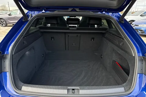 DE74OVG Volkswagen Arteon 2.0 TSI R 5dr 4MOTION DSG **DRIVER ASSISTANCE PACK** Thumbnail #11