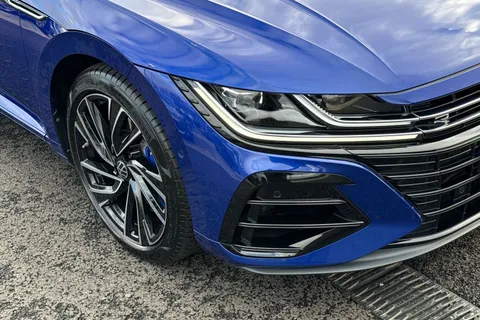 DE74OVG Volkswagen Arteon 2.0 TSI R 5dr 4MOTION DSG **DRIVER ASSISTANCE PACK** Thumbnail #18