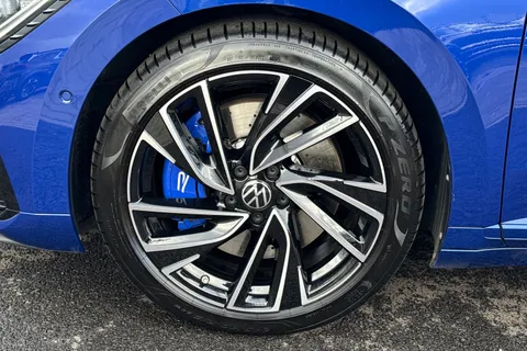 DE74OVG Volkswagen Arteon 2.0 TSI R 5dr 4MOTION DSG **DRIVER ASSISTANCE PACK** Thumbnail #23