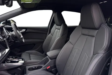 10 of 65 for Audi Q4 e-tron 40 Black Edition SUV 5dr Electric Auto 63kWh (204 ps)